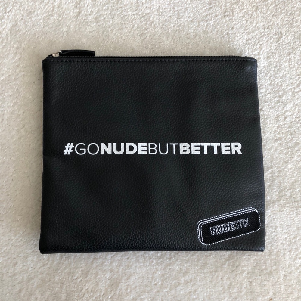 NWOT Nudestix makeup pouch